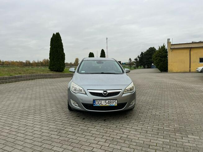 Opel Astra 1.6 benzyna - 2010r Głogów - zdjęcie 5