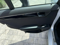 Mercedes C 180 Bardzo zadbana - 100% oryginalny przebieg Poznań - zdjęcie 7