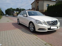 Mercedes E 220 PO REMONCIE KAPITALNYM SILNIKA ! ! ! Zgierz - zdjęcie 3