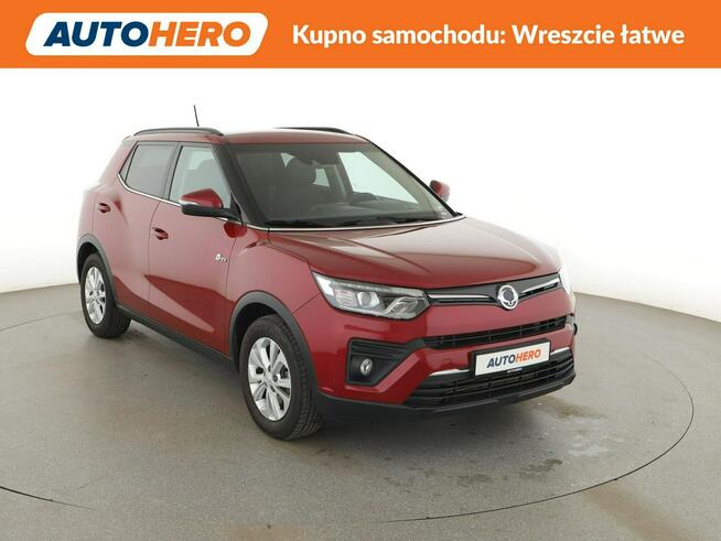 SsangYong Tivoli navi grzane fotele kamera i czujniki parkowania klima Warszawa - zdjęcie 10