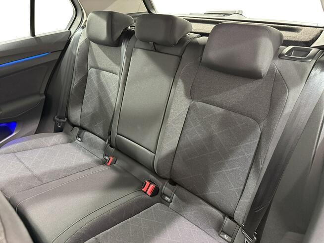Volkwagen Golf VIII 2.0 TDI Life Katowice - zdjęcie 12