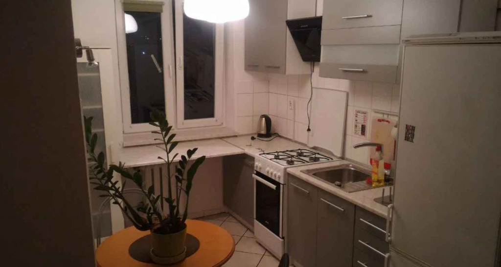 3pok, 65met, okolice Powstańców Śląskich BALKON (Wrocław) Krzyki - zdjęcie 1