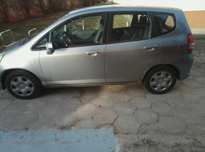 Auto z polskiego salonu Ochota - zdjęcie 1