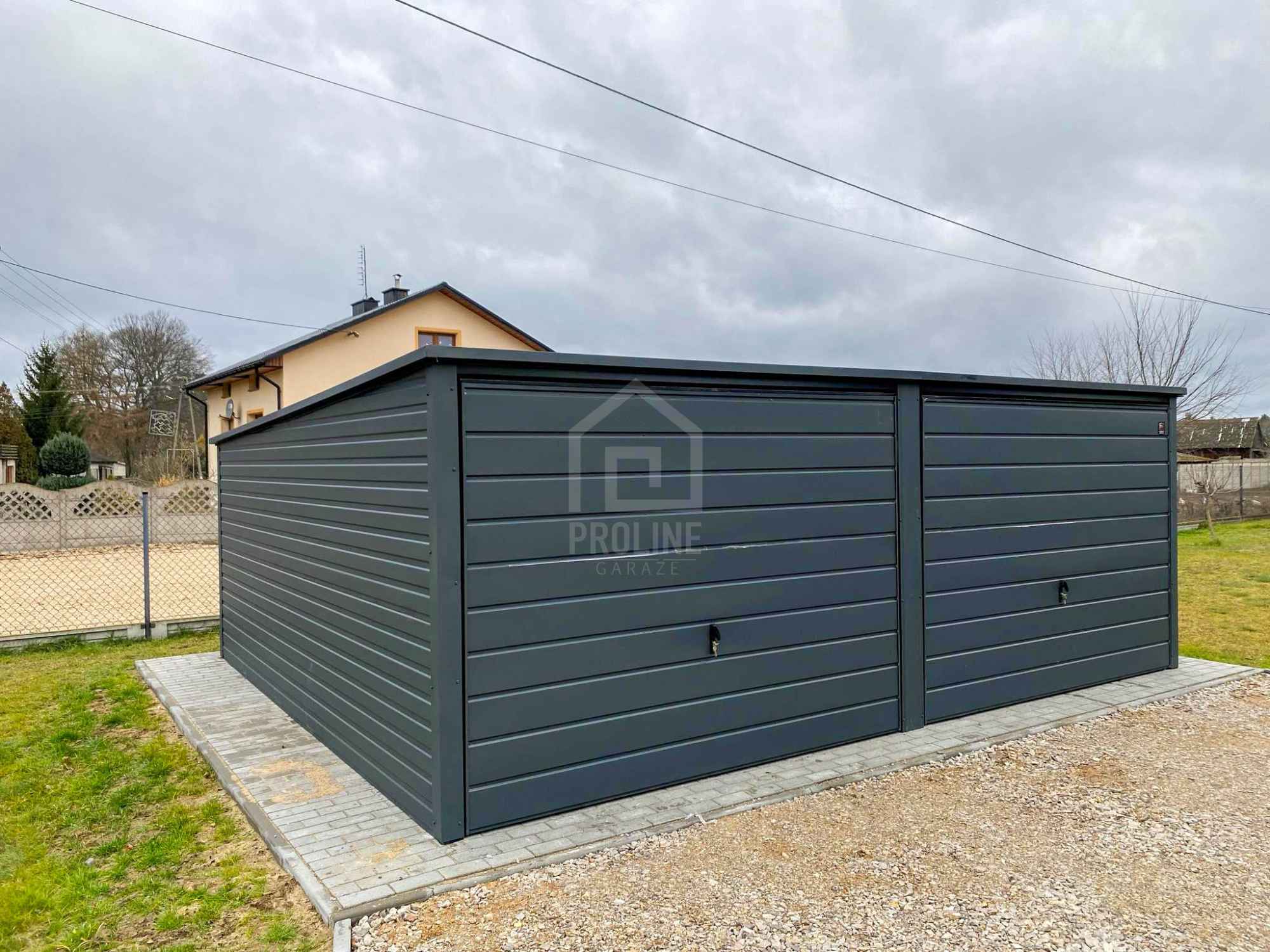 Garaż blaszany 6x6m - Brama uchylna - Antracyt Dach spad w tył PLG180 Augustów - zdjęcie 3