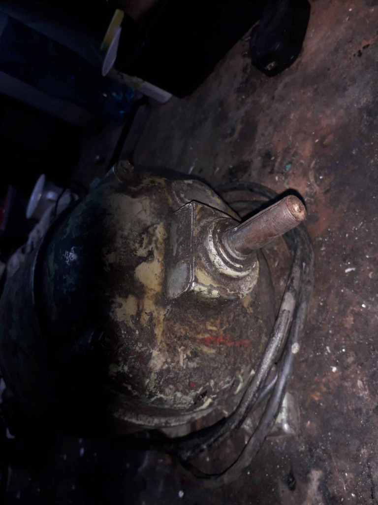 Silnik elektryczny do maszyny Praga-Południe - zdjęcie 2