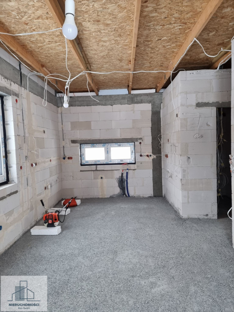 Parterowy dom z dużą działką w cenie mieszkania. 900 m do PKP Studzianki - zdjęcie 9