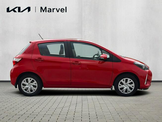 Toyota Yaris 1.5 VVT-i 111 KM 6MT Wersja Premium SalonPL Łódź - zdjęcie 8