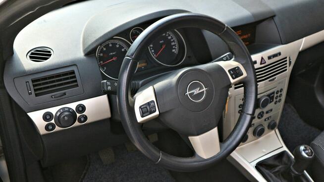 Opel Astra II CABRIO 1,6-Podgrzewane Fotele-Multifunkcja-Klimatyzacja Bytom - zdjęcie 11