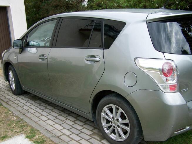 Toyota Verso 1.8 Premium EU5 Lesznowola - zdjęcie 3