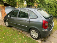 Sprzedam samochód osobowy citroen xsara picasso.