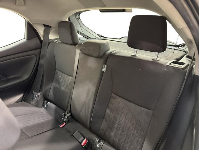 Toyota Yaris 1.5 Comfort Warszawa - zdjęcie 12