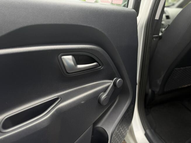 Kia Rio 1.4 (109KM) salon PL Łódź - zdjęcie 8