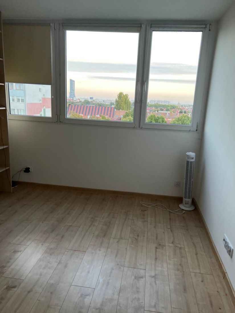 1pok, 26met, okolice Alei Pracy WINDA (Wrocław) Fabryczna - zdjęcie 3