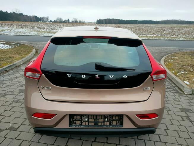 Volvo V40 2.0 D2 Nawigacja Klimatyzacja Tempomat PDC Alufelgi Opłacony Burzenin - zdjęcie 4