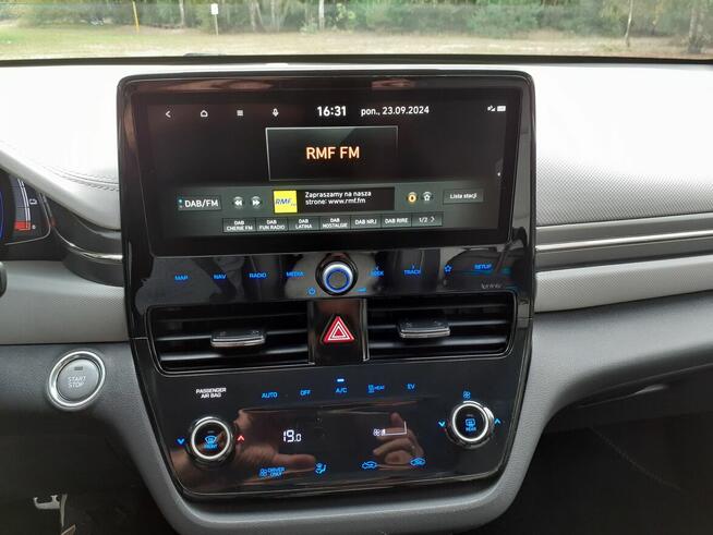 Hyundai IONIQ Electric Platinium Wałdowo Szlacheckie - zdjęcie 4