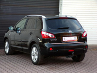 Nissan Qashqai Automat / Napęd 4x4 / 2.0 / Benzyna Mikołów - zdjęcie 9