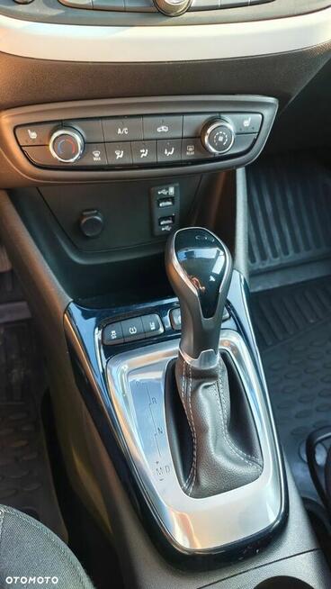 Opel Crossland X 1.2 Start/Stop Automatik 120 Jahre Poznań - zdjęcie 12