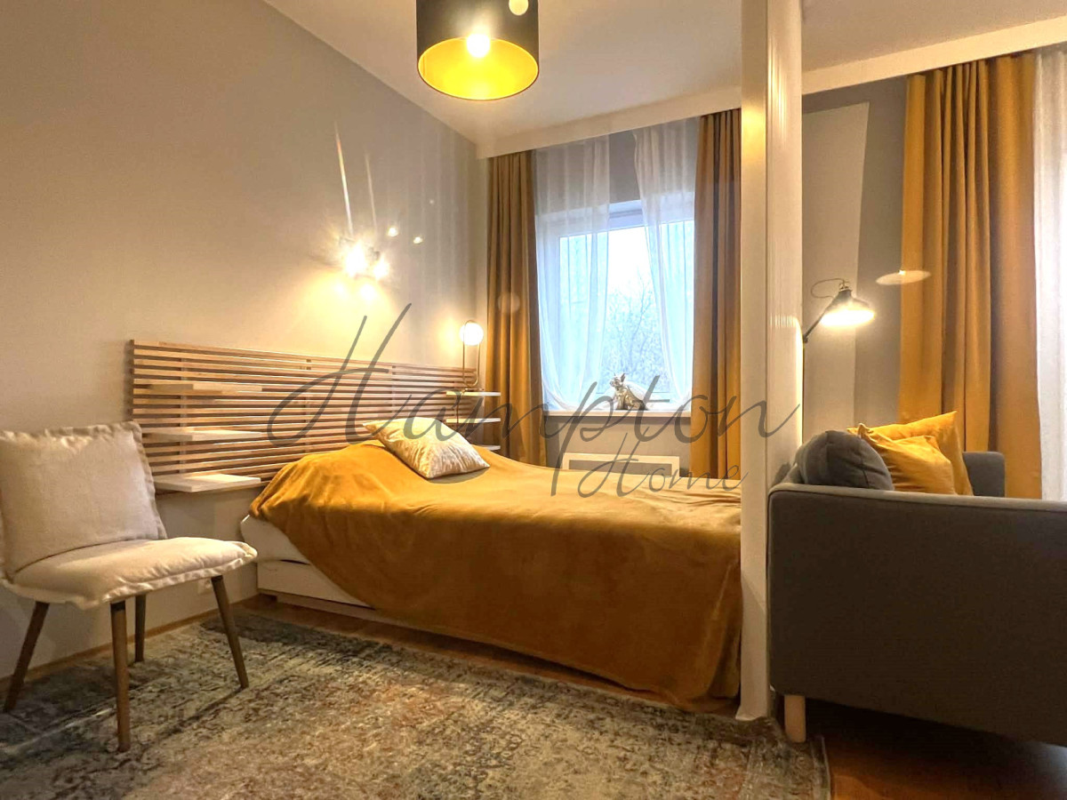 Kawalerka z widokiem na Park Kępa Potocka Żoliborz - zdjęcie 2