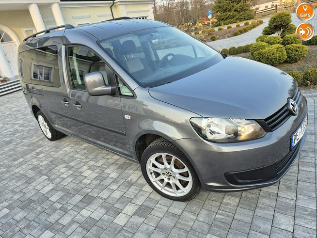 Volkswagen Caddy 1.6tdi MAXI 7 FOTELI  pdc ładny stan !! Drelów - zdjęcie 1