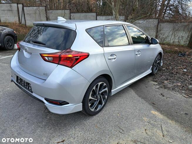 Toyota Auris Corolla 1,8 benz 147KM automat 2018 Rzeszów - zdjęcie 2