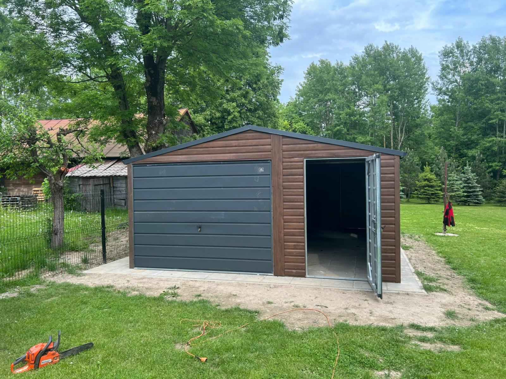 Garaż Blaszany dwuspadowy 5×7 Ciemny Orzech PREMIUM Tczew - zdjęcie 2