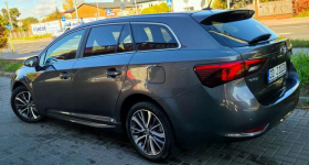 Toyota Avensis 2.0 D4D 143 KM Led Klima PdC Import Raty Opłaty !!! Łęczyca - zdjęcie 8