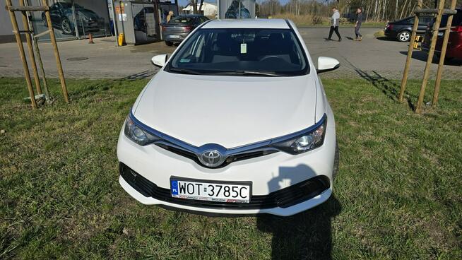 Toyota Auris Karczew - zdjęcie 3