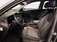 Kia Niro VAT 23% 1.6GDI HEV 105KM automat 2022/2023 r., salon PL Myślenice - zdjęcie 12