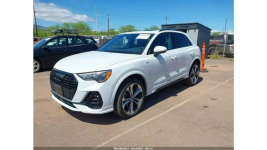 Audi Q3 / Quattro / S-Line / niski przebieg