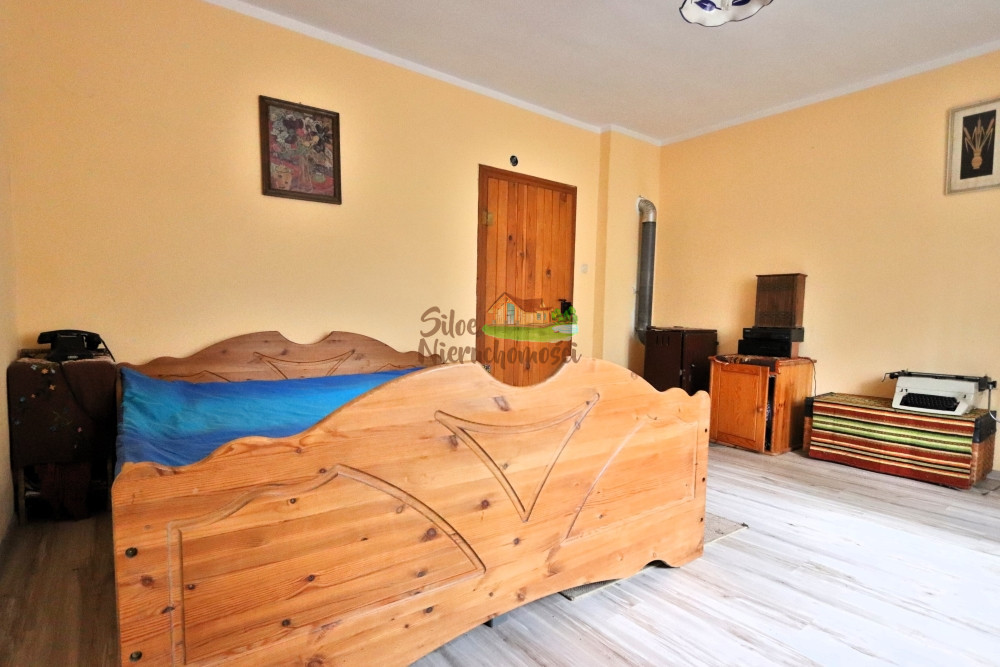 Off gridowy dom bez sąsiadów, wśród pól. Nowe Drzewce - zdjęcie 2