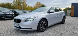 Volvo V40 D2 Momentum Płock - zdjęcie 3