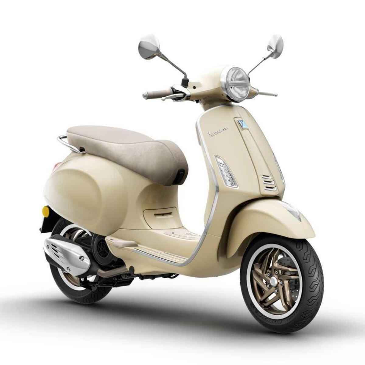 Vespa Primavera S 50,Vespa GTS SuperTech 310,Vespa GTS 125 Bielany - zdjęcie 1