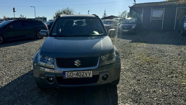 SUZUKI GRAND VITARA 2.0i Automat 4x4 klima podgrzewane fotele 3m-c gwa Gdańsk - zdjęcie 2