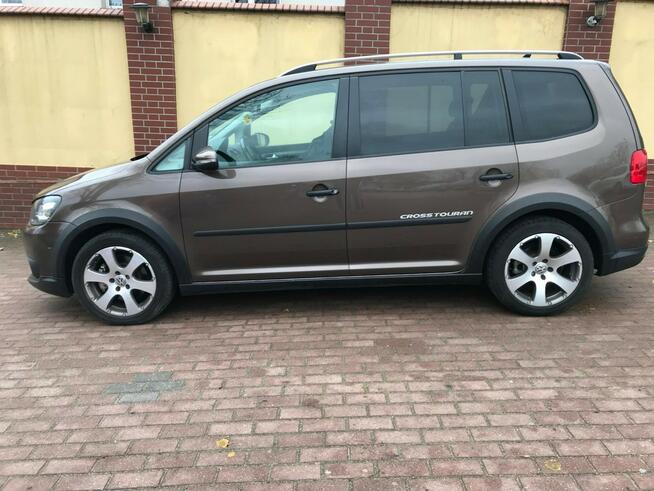 Volkswagen Touran Cross 1.4 benzyna  140 KM  99 tys. km Słupsk - zdjęcie 3