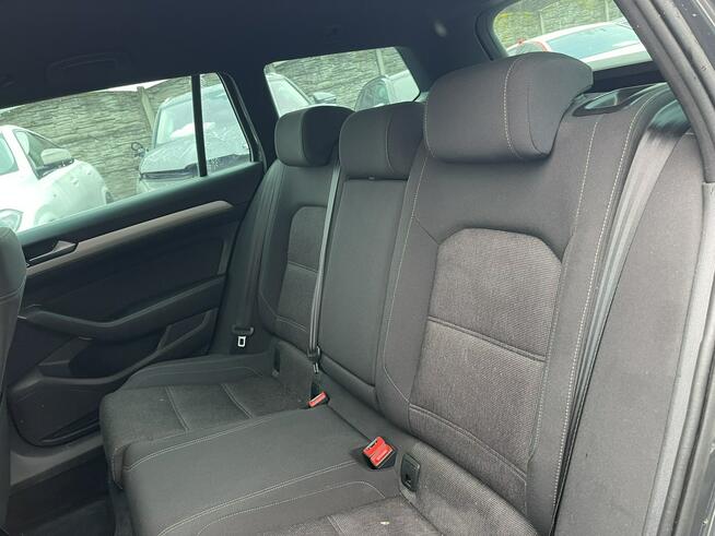 Volkswagen Passat Variant DSG Podgrzewanie Klimatronic: 3 strefy Gliwice - zdjęcie 11