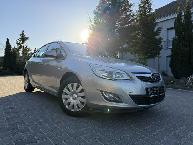 Opel Astra J 1.4 100KM | Klimatronik | Manual| Tempomat | LCD Szczecin - zdjęcie 1