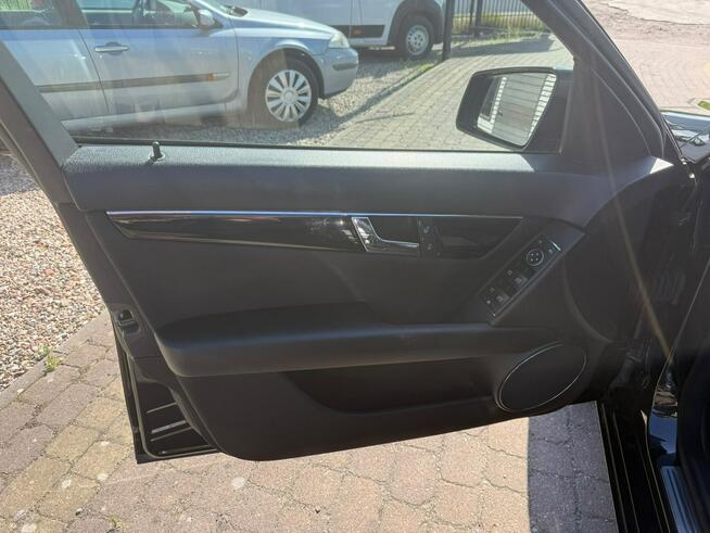 Mercedes C 200 Słupsk - zdjęcie 9
