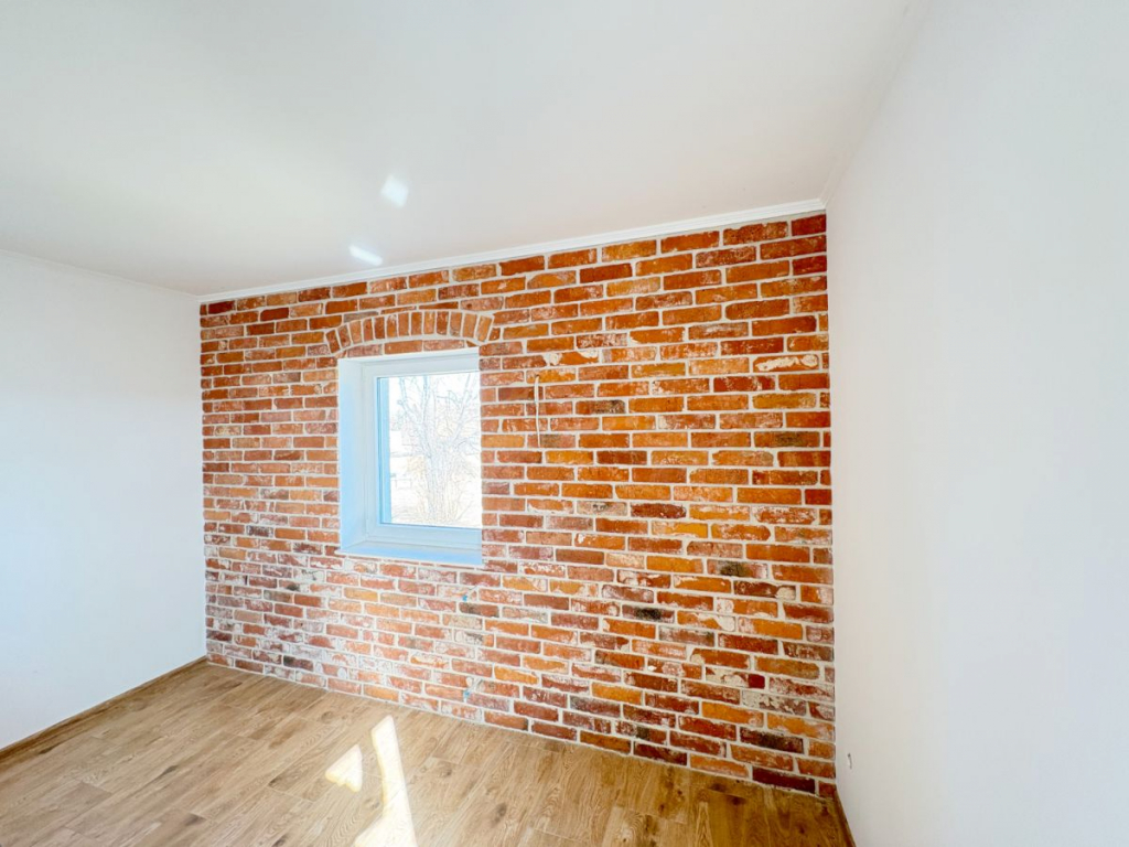 Brenno – dom 350 m² w formie pensjonatu, blisko je Brenno - zdjęcie 9