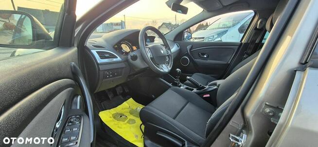 Renault Megane 1.6 16V 110 Dynamique Poręba - zdjęcie 6