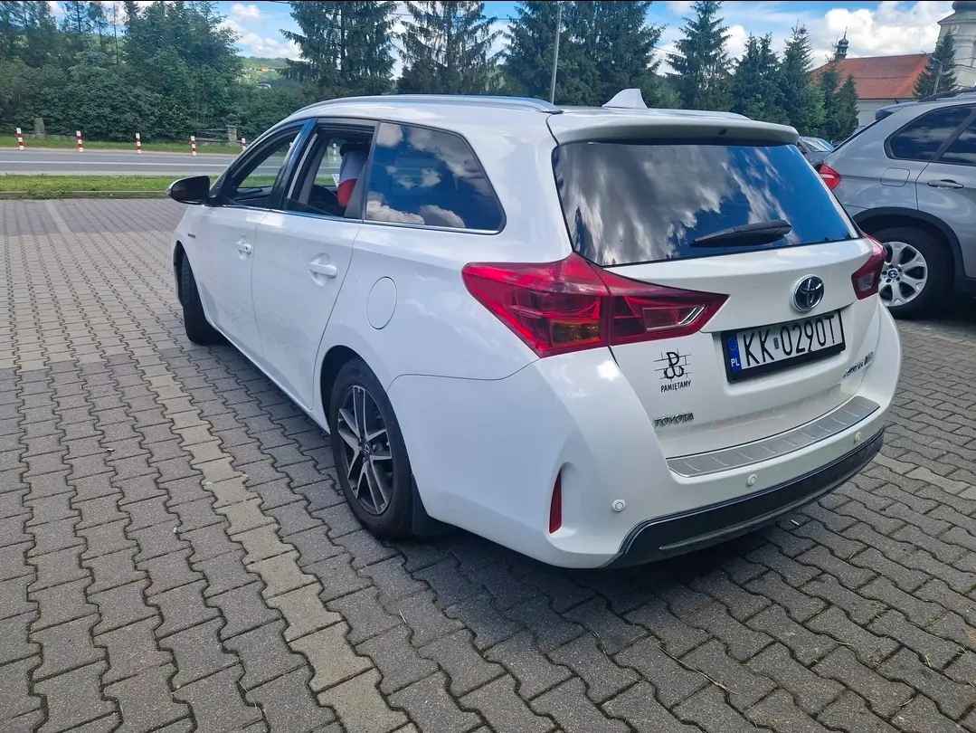 Toyota Auris Touring Sports 1.8 Hybrid + GPL – 2015 Bemowo - zdjęcie 5