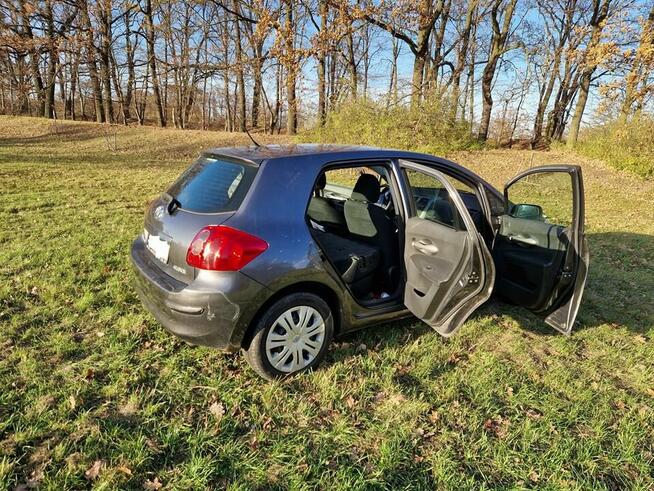 Sprzedam sprawny samochód z automatyczną skrzynią biegów i d Wrocław - zdjęcie 5