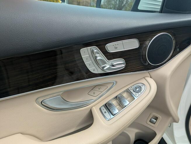 Mercedes GLC 300 9G-Tronic Exclusive-258 KM Automat-42 242 KM Biała - zdjęcie 8
