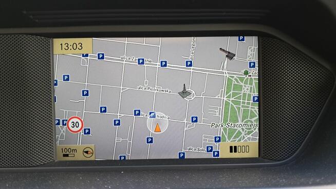 Sprzedam samochód w dobrym stanie technicznym Śródmieście - zdjęcie 4