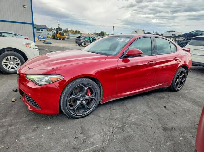 Alfa Romeo Giulia 4x4  / niski przebieg / automat Tarnów - zdjęcie 1