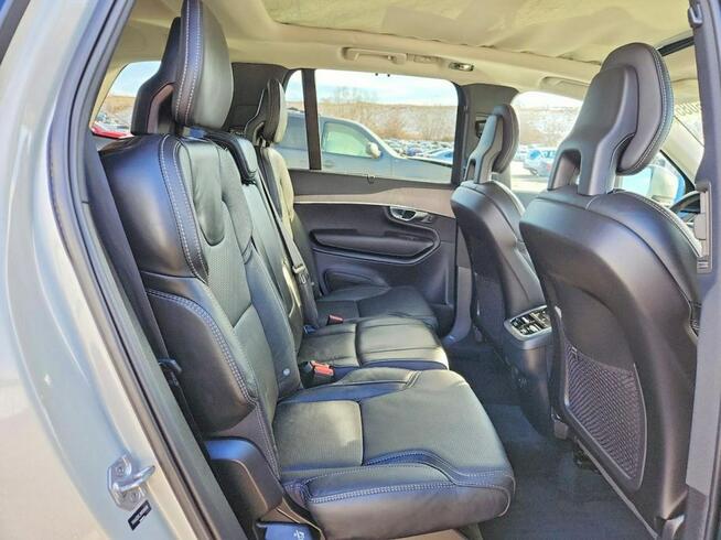 Volvo XC 90 / INSCRIPTION / 4x4 / Virtual cockpit / niski przebieg / Tarnów - zdjęcie 11