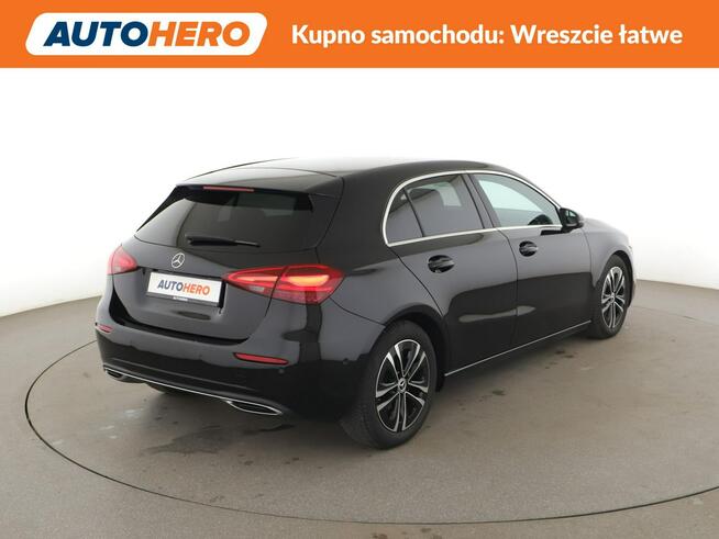 Mercedes A 180 automat virtual navi kamera grzane fotele full led Warszawa - zdjęcie 7