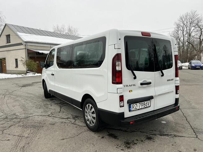 RENAULT TRAFFIC ! 2018 ! 9 osobowy ! Krosno - zdjęcie 2