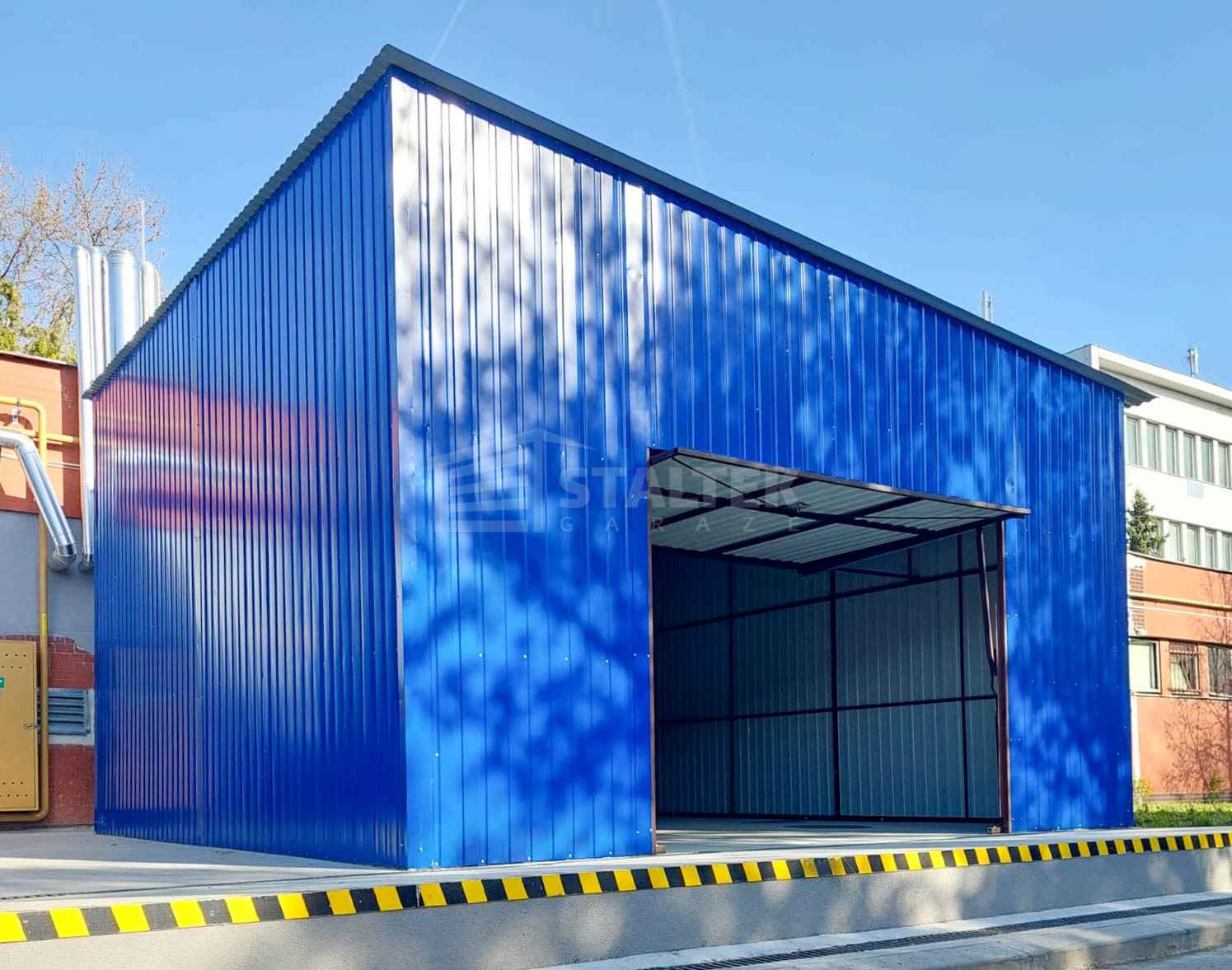 Hala - Garaż blaszany 7x8m - brama uchylna - niebieski - dach  ST251 Nowy Tomyśl - zdjęcie 3