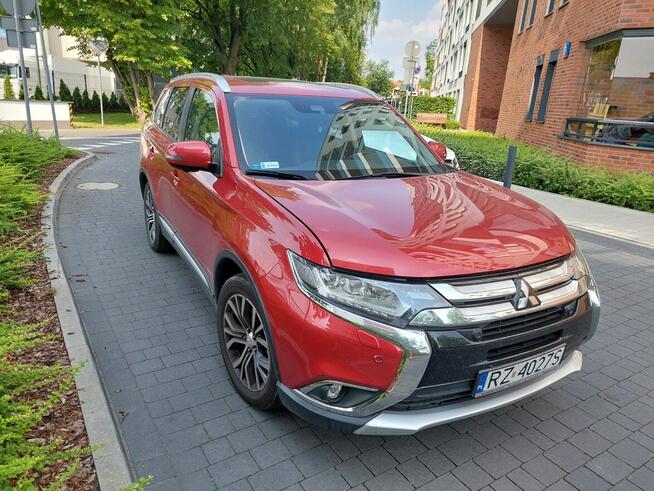 Sprzedam MITSUBISHI OUTLANDER 2,0 Rok 2017 przebieg 53000 Warszawa - zdjęcie 1