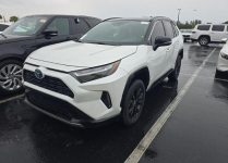 Toyota RAV-4 Bogata wersja wyposażenia / AWD / Hybryda